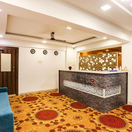 Capital O Arsh Executive Inn Мумбай Екстериор снимка